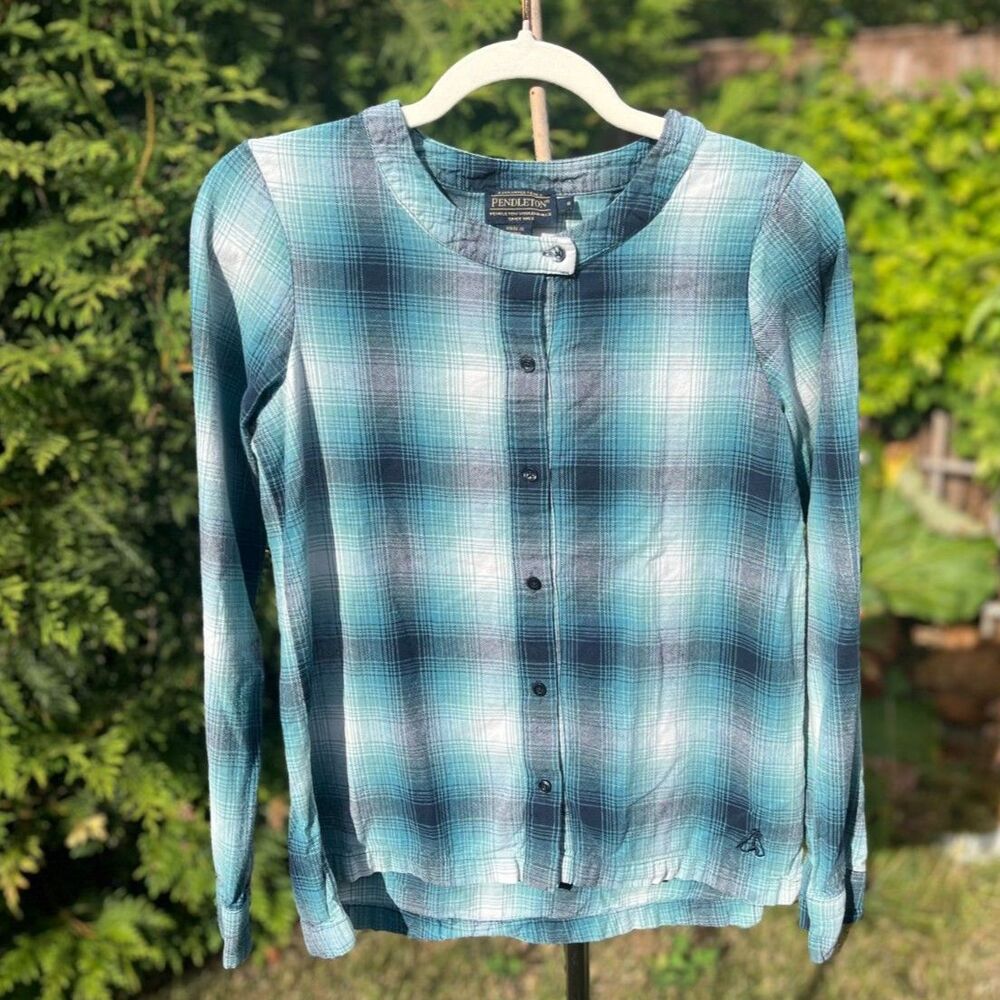 Pendleton Women's Plaid Flannel Shirt Blue Green Collarless Button Front Small